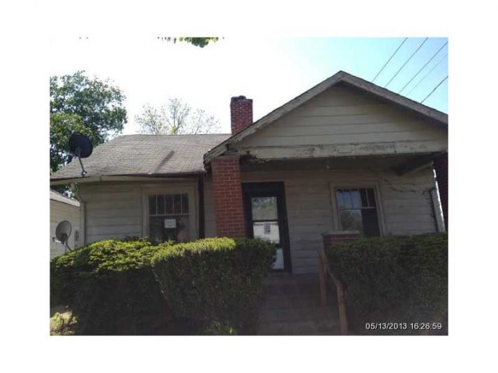1021 Hendricks St, Anderson, IN 46016