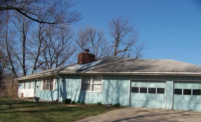 4924 Hedges Avenue, Kansas City, MO 64133