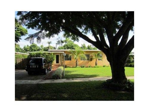 5951 SW 46 TE, Miami, FL 33155