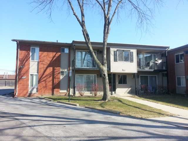 4103 Benjamin Ave Apt 8, Royal Oak, MI 48073