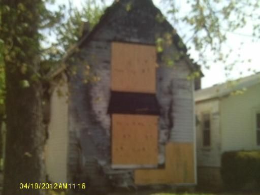 15229 Lexington Ave, Harvey, IL 60426
