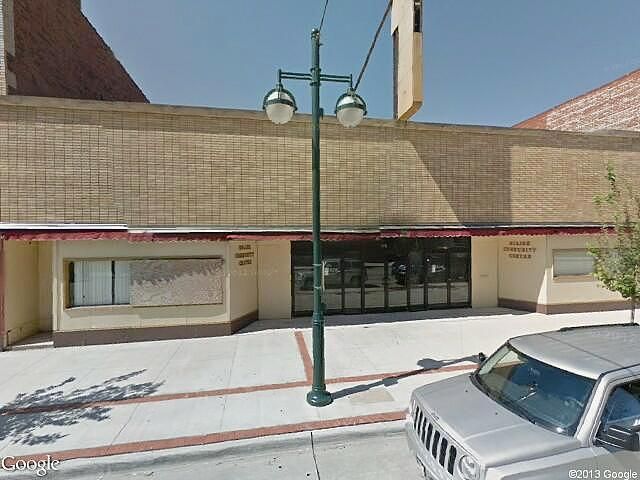 5Th Ave, Moline, IL 61265