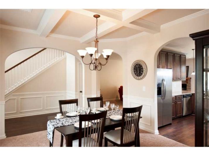 615 Ellamount Court, Atlanta, GA 30331