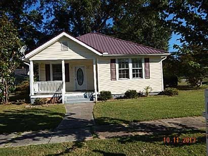 372 Wingfoot St., Rockmart, GA 30153