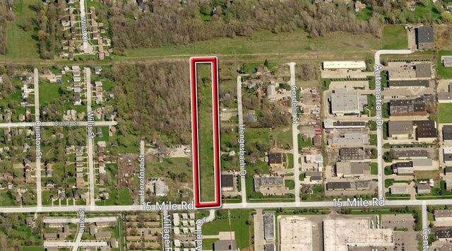 15 MIle Road, Clinton Township, MI 48035