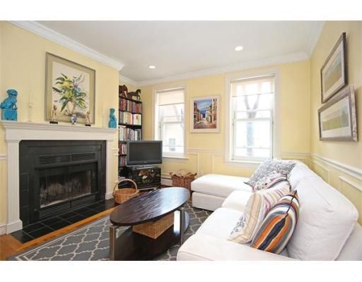 5 Auburn St #1, Charlestown, MA 02129