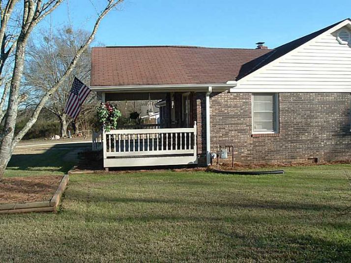 6699 West Ave Hwy 59 Avenue, Lavonia, GA 30553