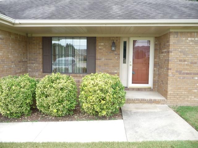 1718 Georgetown Circle, Paragould, AR 72450