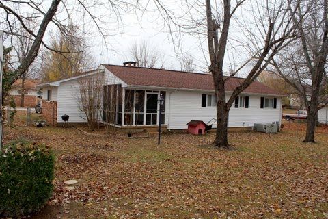 206 Park Avenue, Mountain Home, AR 72653