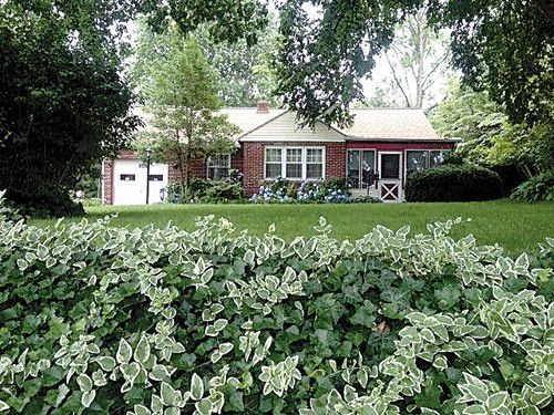 2660 GRAYSTONE ROAD, East Petersburg, PA 17520