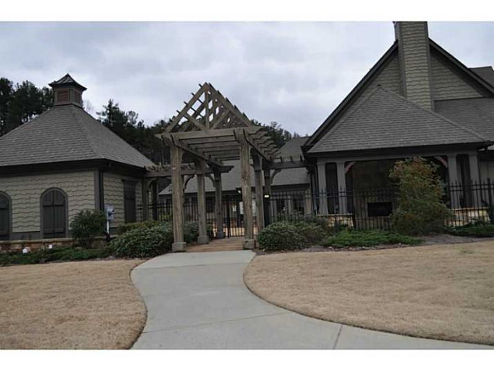 1289 Avalon Creek Road, Buford, GA 30518