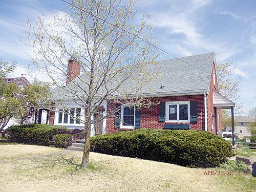 5739 Main Street, East Petersburg, PA 17520