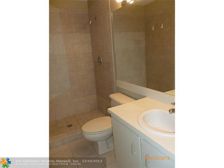 12204 NW 36th Pl # 12204, Fort Lauderdale, FL 33323