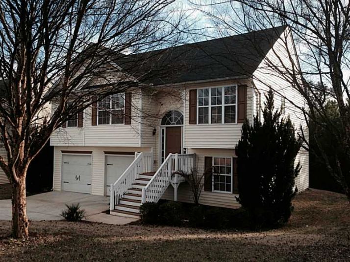 6582 Snowbird Lane, Douglasville, GA 30134