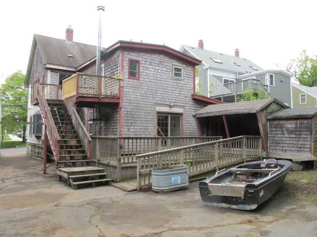 26 Green St, Ipswich, MA 01938