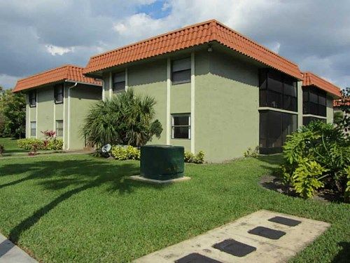 9708 HAMMOCKS BL # 32-102, Miami, FL 33196