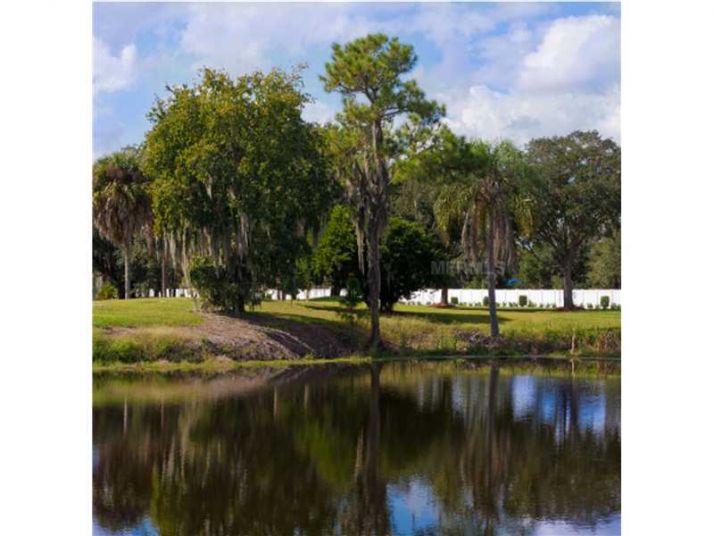 4573 FAIRWAY OAKS DR, Mulberry, FL 33860