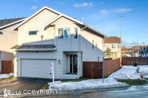 11639 Hummer Bay Loop, Eagle River, AK 99577