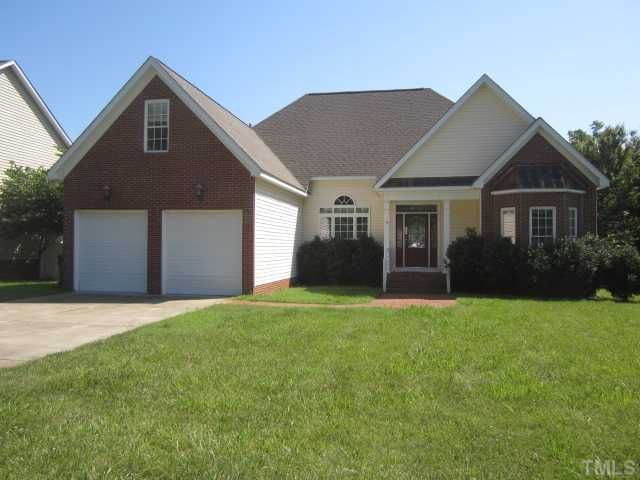 62 Sleepy Creek Dr, Clayton, NC 27520