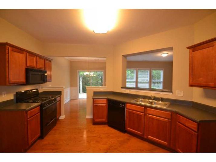 3978 Abernathy Farm Way, Acworth, GA 30101