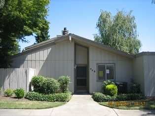 446 Florin Rd, Sacramento, CA 95831