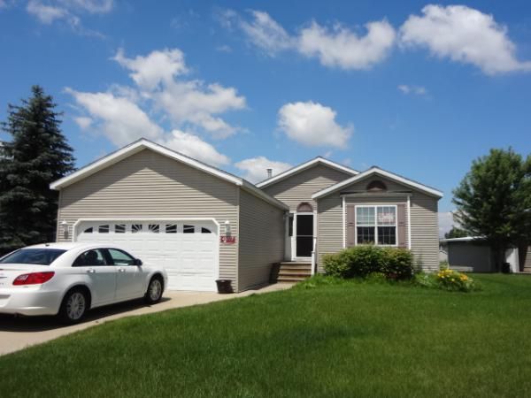 45977 Morceau, Macomb, MI 48044