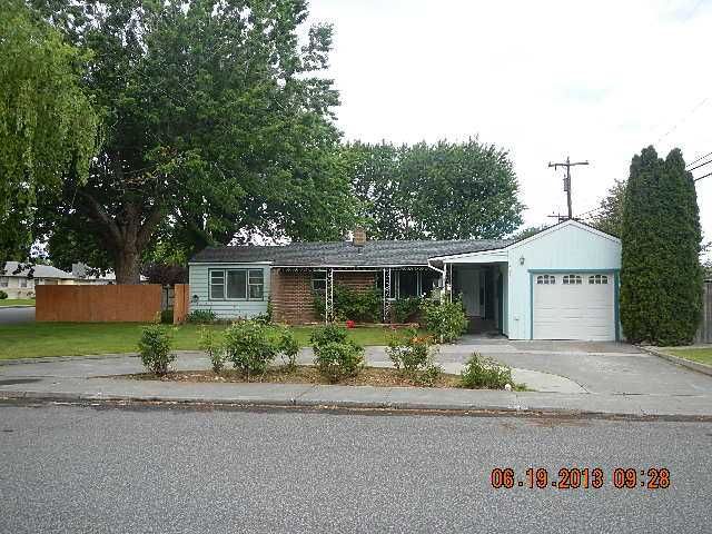 301 N Zillah St, Kennewick, WA 99336