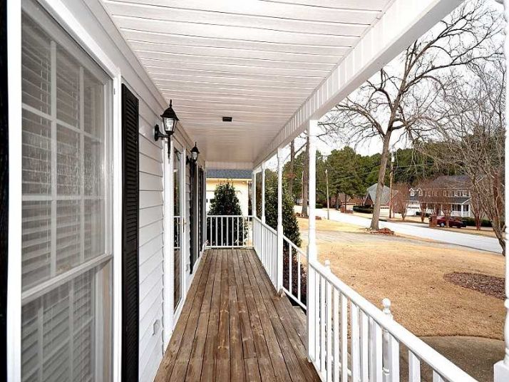 4261 Camaron Way, Snellville, GA 30039