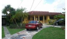 32 NW 61 AV Miami, FL 33126