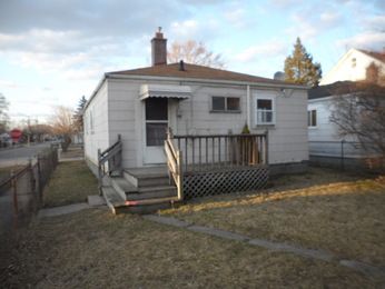 7504 Republic Ave, Warren, MI 48091