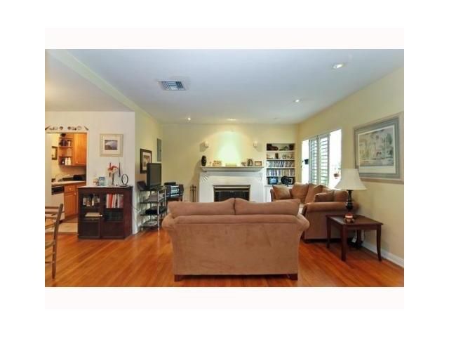 1460 SW 23 TE, Miami, FL 33145
