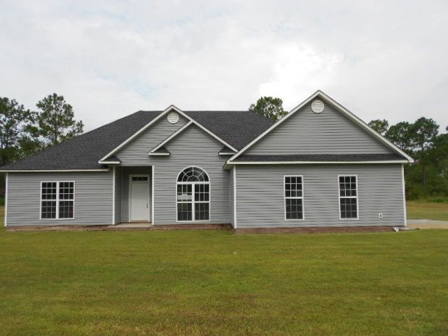 64 Quail Roost Rd, Tifton, GA 31794