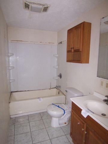 616 Winchester St, New Carlisle, OH 45344