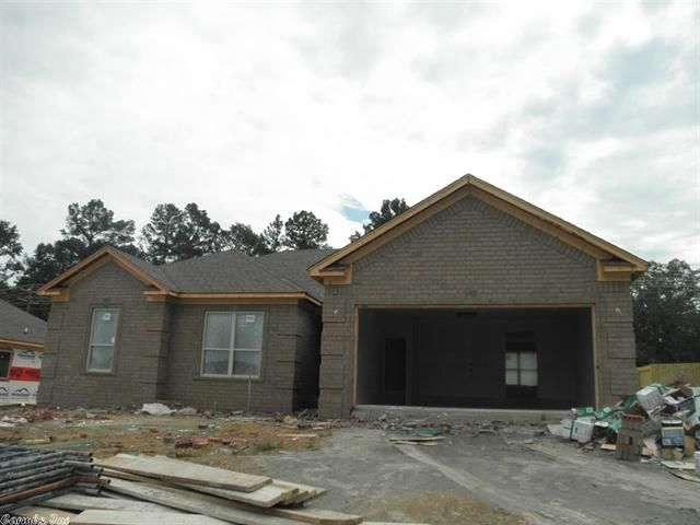 207 Creek View, Austin, AR 72007