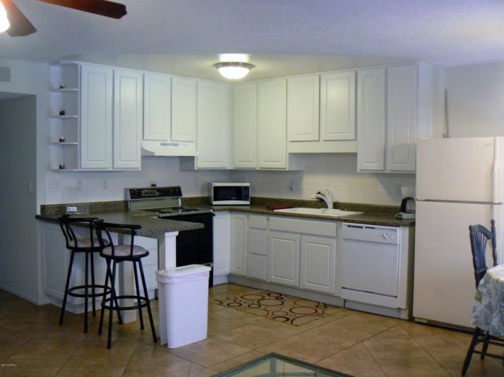 5525 E Thomas Road, Phoenix, AZ 85018