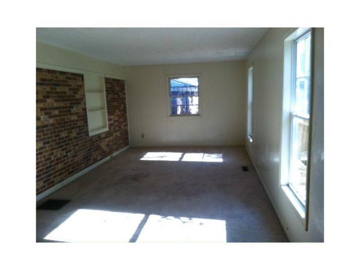 252 Whitworth Drive Sw, Atlanta, GA 30331