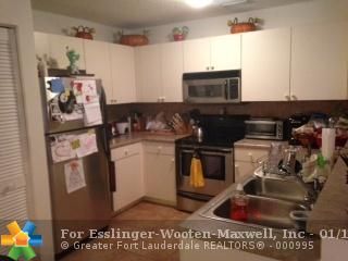 9240 NW 54TH ST, Fort Lauderdale, FL 33351