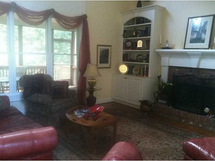 1519 Menlo Drive Nw, Kennesaw, GA 30152