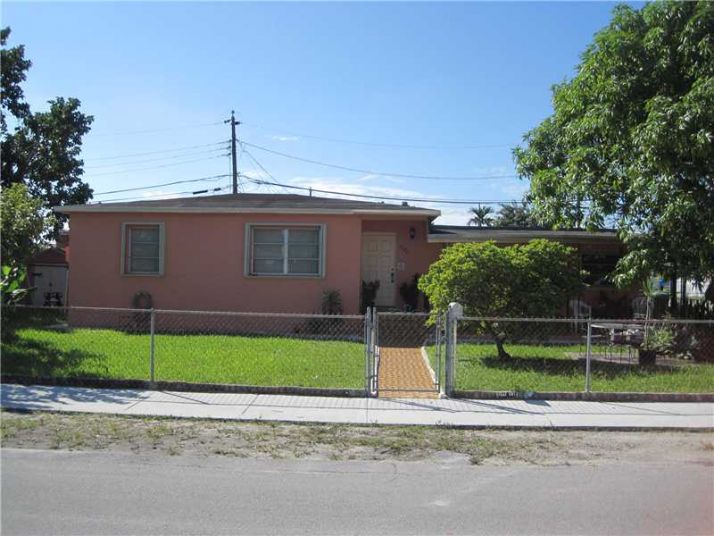 5980 SW 5 ST, Miami, FL 33144