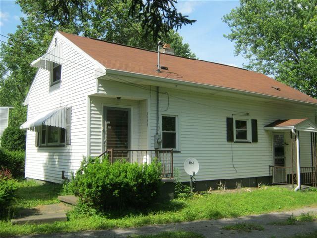 3934 Burke Avenue, Louisville, OH 44641