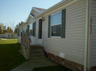 29671 Meadow Lane, Rockwood, MI 48173
