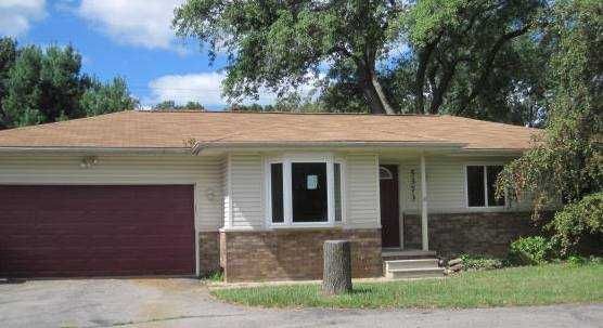 5373 Carroll Lake Rd, Commerce Township, MI 48382