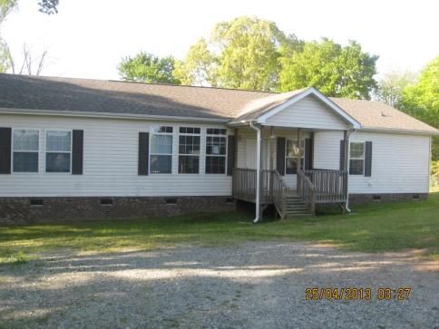 110 Devonway St, Eden, NC 27288