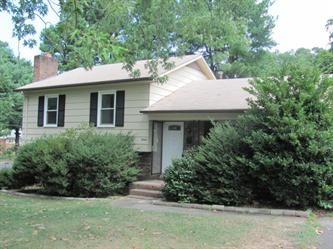 3849 Barkwood Dr, Winston Salem, NC 27105