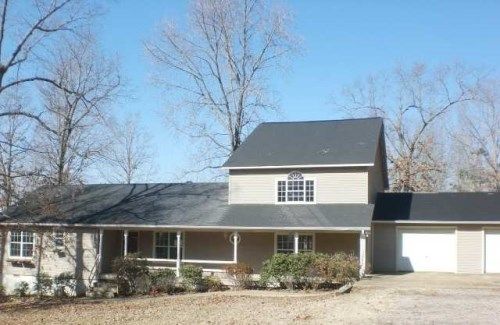 81 Griswell Ln, Selmer, TN 38375