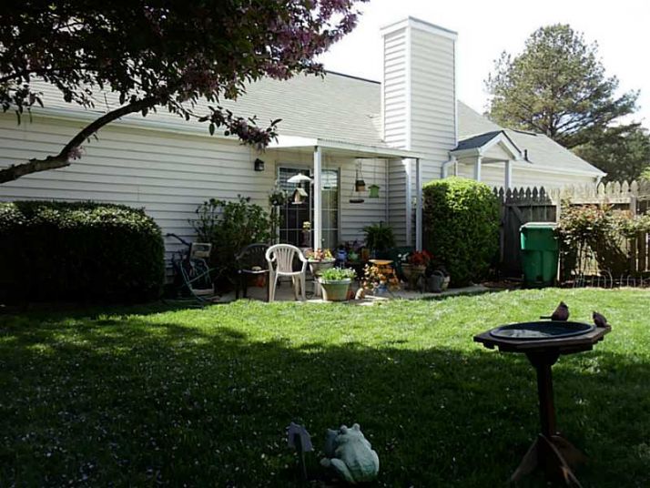 1906 Brittania Circle, Woodstock, GA 30188