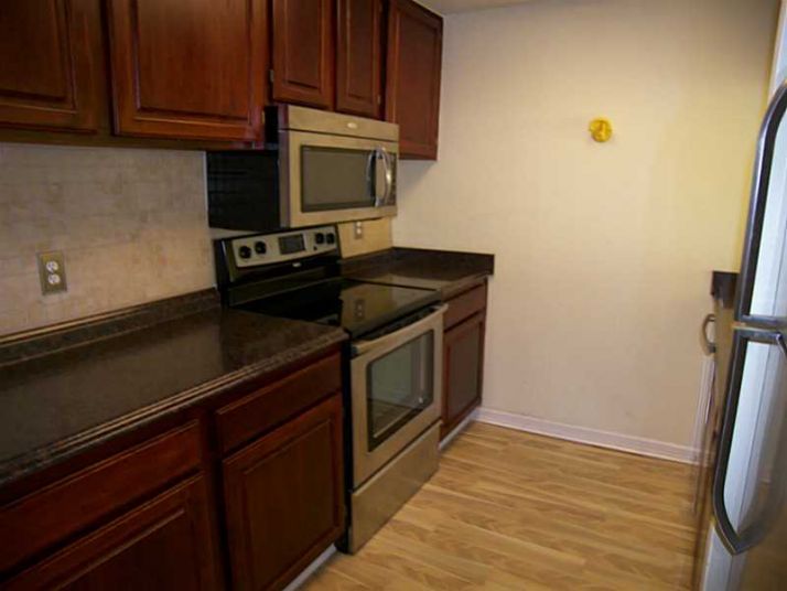 3481 Lakeside Drive, Atlanta, GA 30326