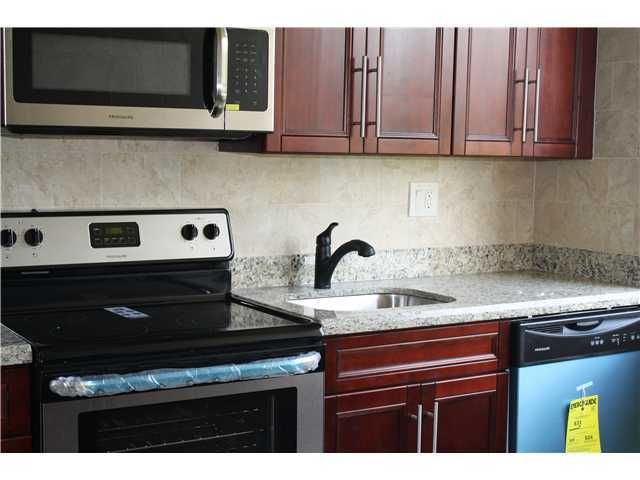 3801 ENVIRON BL # 314, Fort Lauderdale, FL 33319