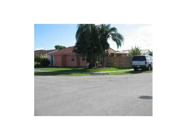 233 NW 133 CT, Miami, FL 33182