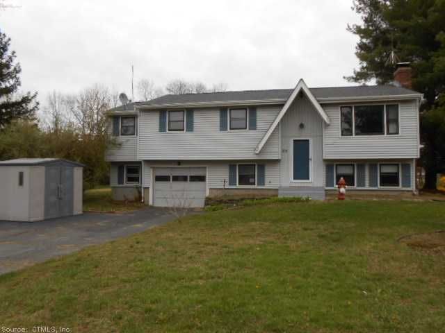 29 Bridge St, Ellington, CT 06029